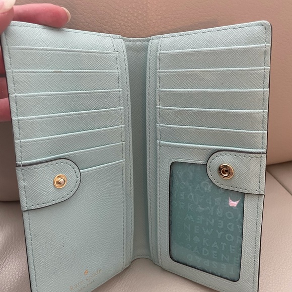Kate Spade wallet - Picture 4 of 8